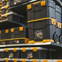 Εργαλειοθήκη Τροχήλατη Αποσπώμενη 2σε1 Επαγγελματική Πλαστική 46x27x67cm (29'') 2όροφη με 2 Ταμπακιέρες και Χειρολαβή Βάρος 4.73kg Μαύρο-Πορτοκαλί Artplast Ιταλίας