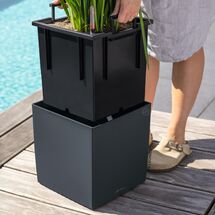 LECHUZA Cube Color 40 Επιδαπέδια Γλάστρα Κύβος 40x40x40cm Αυτοποτιζόμενη με Δοχείο Slate Γερμανίας