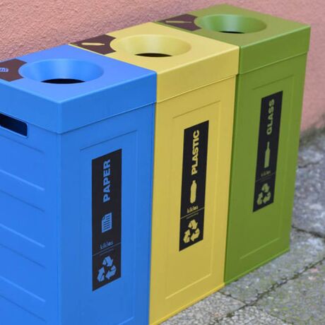 VIOMES Ελλάδας Αυτοκόλλητη Ετικέτα Premium 8.5x33cm Αδιάβροχη με Σήμανση για Κάδους Ανακύκλωσης "Πλαστικό" Μαύρη Διάφανη