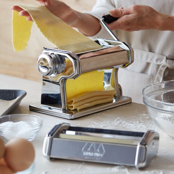 MARCATO Ιταλίας ATLAS150 Roller Μηχανή Φύλλου 20x12x13cm Επιχρωμιωμένο Ατσάλι MAX Πλάτος Ζύμης 15cm Βάρος 1.20kg