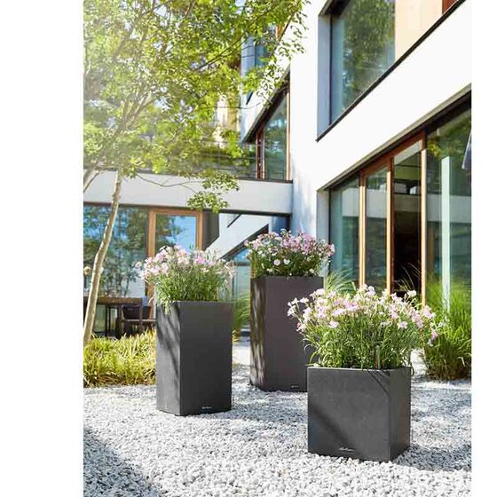 LECHUZA Canto Color Στήλη 40 Επιδαπέδια Γλάστρα 40x40x76cm Αυτοποτιζόμενη με Δοχείο Μαύρο του Γραφίτη Όψη Φυσική Πέτρα Γερμανίας