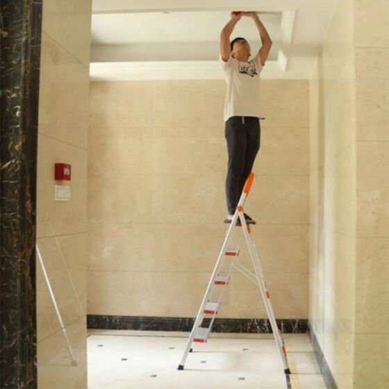 VESTA Σκαλοσκαμπό 6 Σκαλοπάτια 100% Αλουμινίου 55x111x190cm MAX Αντοχή Βάρους 150kg Βάρος 5.71kg EN131