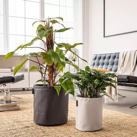 LECHUZA TRENDCOVER 32 Γλάστρα με Επιφάνεια Vegan Δέρμα Ø32x33cm Αυτοποτιζόμενη με Δοχείο Φύτευσης Ανθρακί Γερμανίας