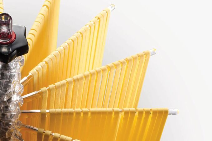 Marcato Στεγνωτήρι Ζυμαρικών Design με 16 Ράβδους MAX Αντοχή 2kg Βάση Αλουμινίου-Πλαστικοί Ράβδοι Κίτρινο